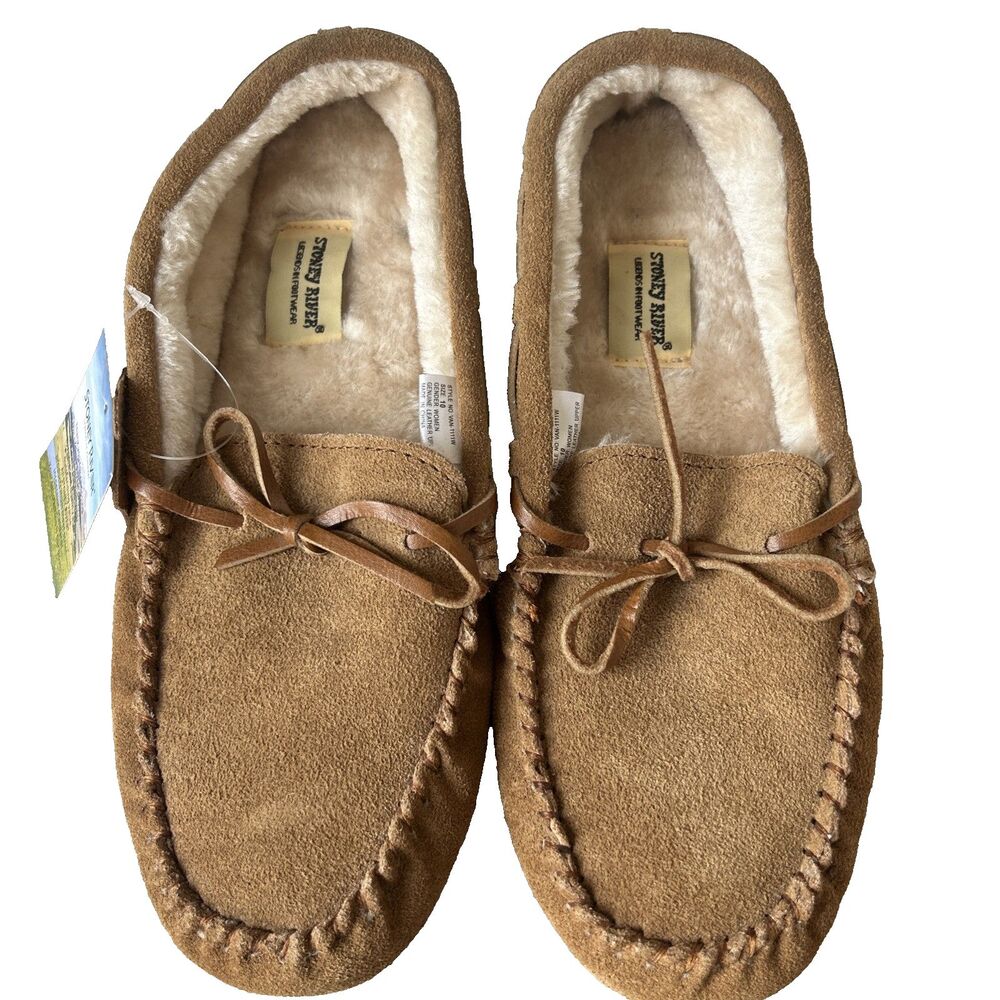 Stoney River Women’s Tan Leather Moccasin Slipper w/Fur Inside  Size 10 NEW